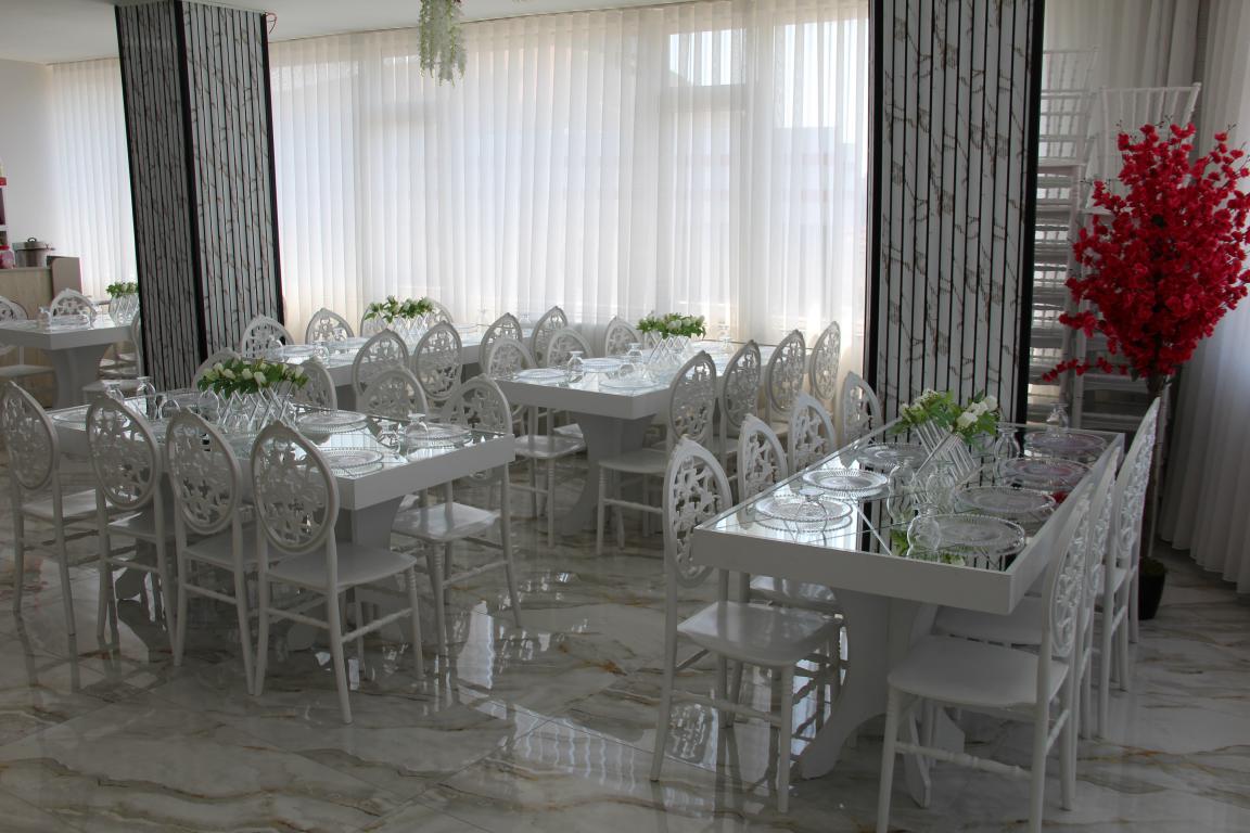 Davet Evi Sahne